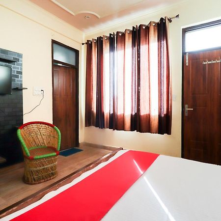 Silver Dew Resorts And Restaurant Dhanaulti Exterior photo