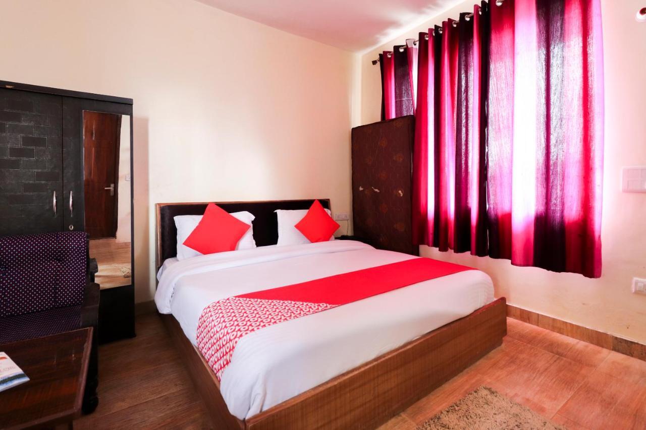 Silver Dew Resorts And Restaurant Dhanaulti Exterior photo