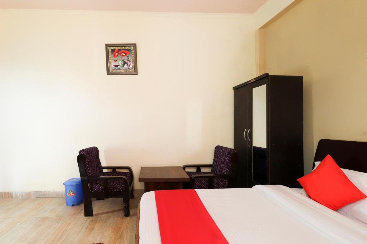 Silver Dew Resorts And Restaurant Dhanaulti Exterior photo